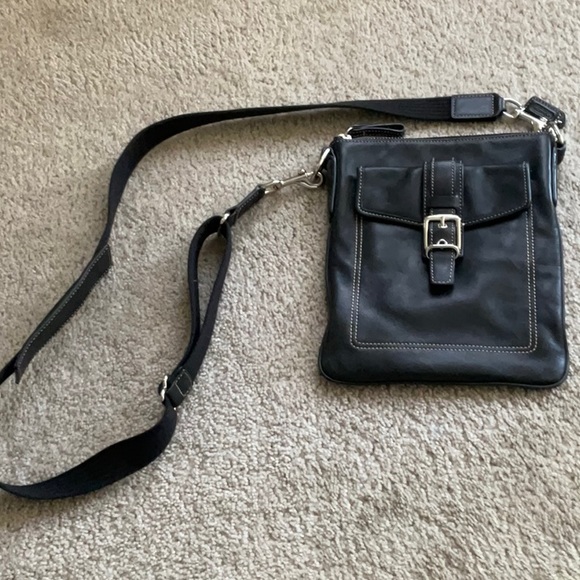 COACH BLACK LEATHER CROSSBODY BAG - Picture 1 of 4